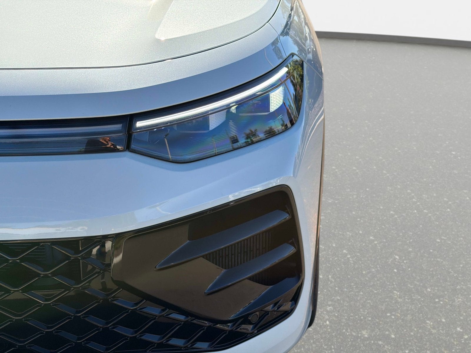 2026 Volkswagen Tiguan SEL R-Line Turbo