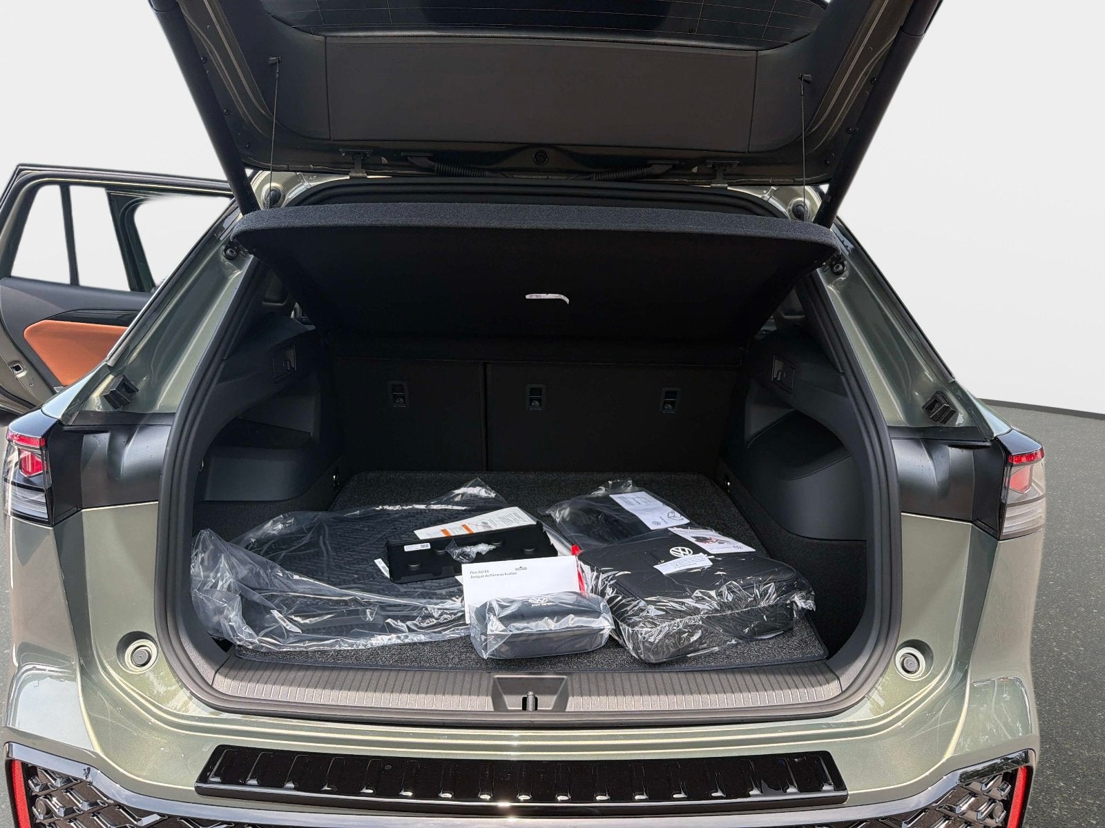 2026 Volkswagen Tiguan SEL R-Line Turbo