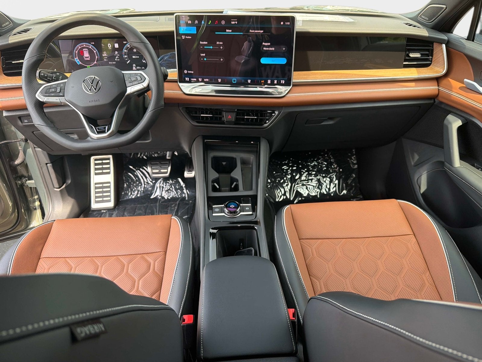 2026 Volkswagen Tiguan SEL R-Line Turbo