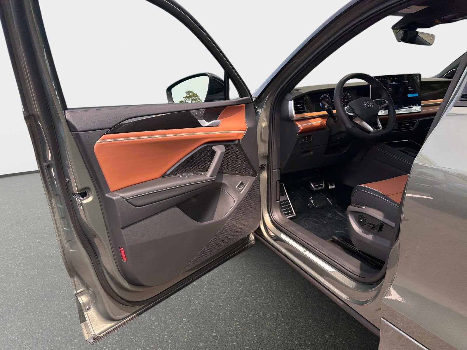 2026 Volkswagen Tiguan SEL R-Line Turbo