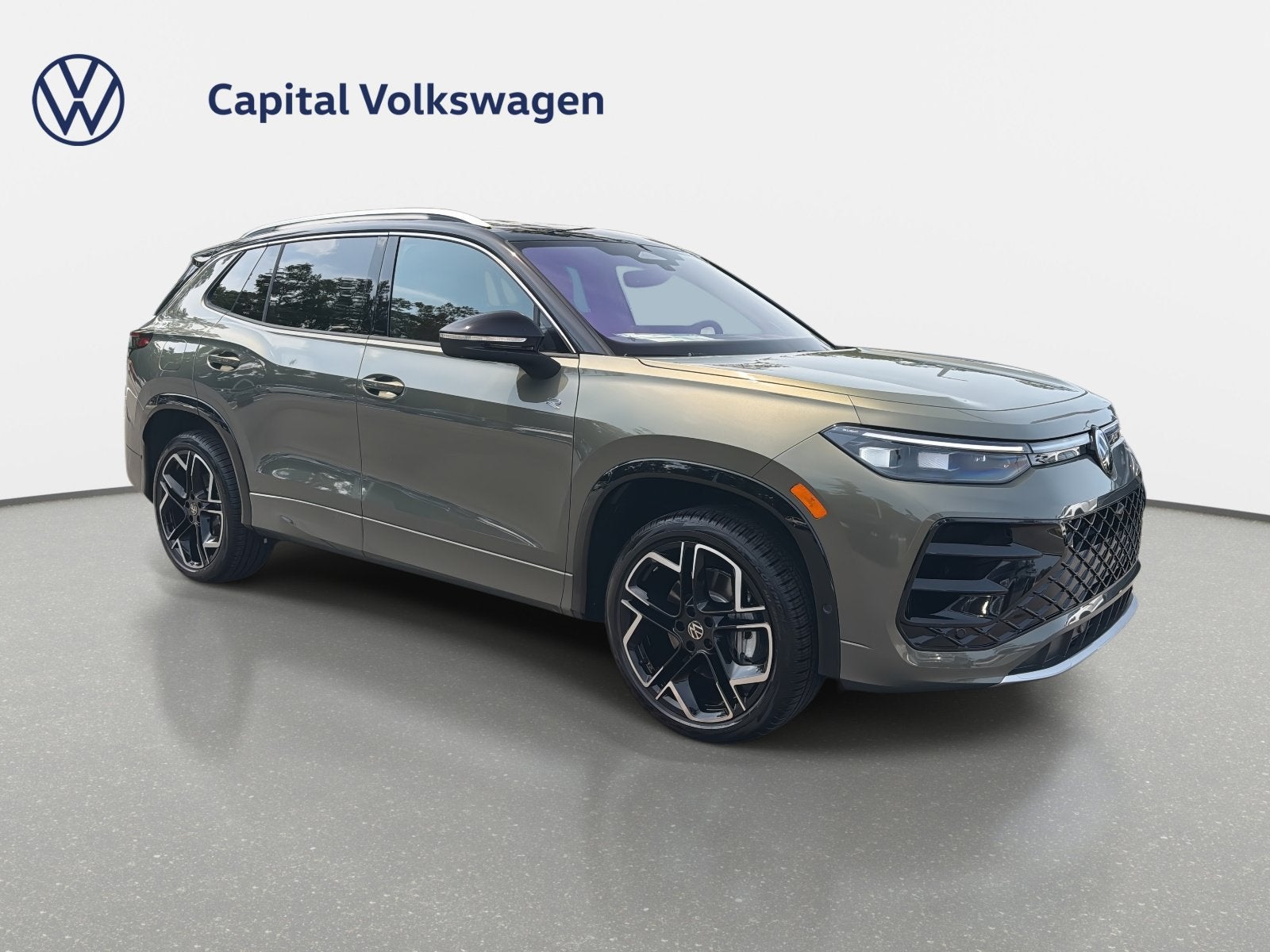 2026 Volkswagen Tiguan SEL R-Line Turbo