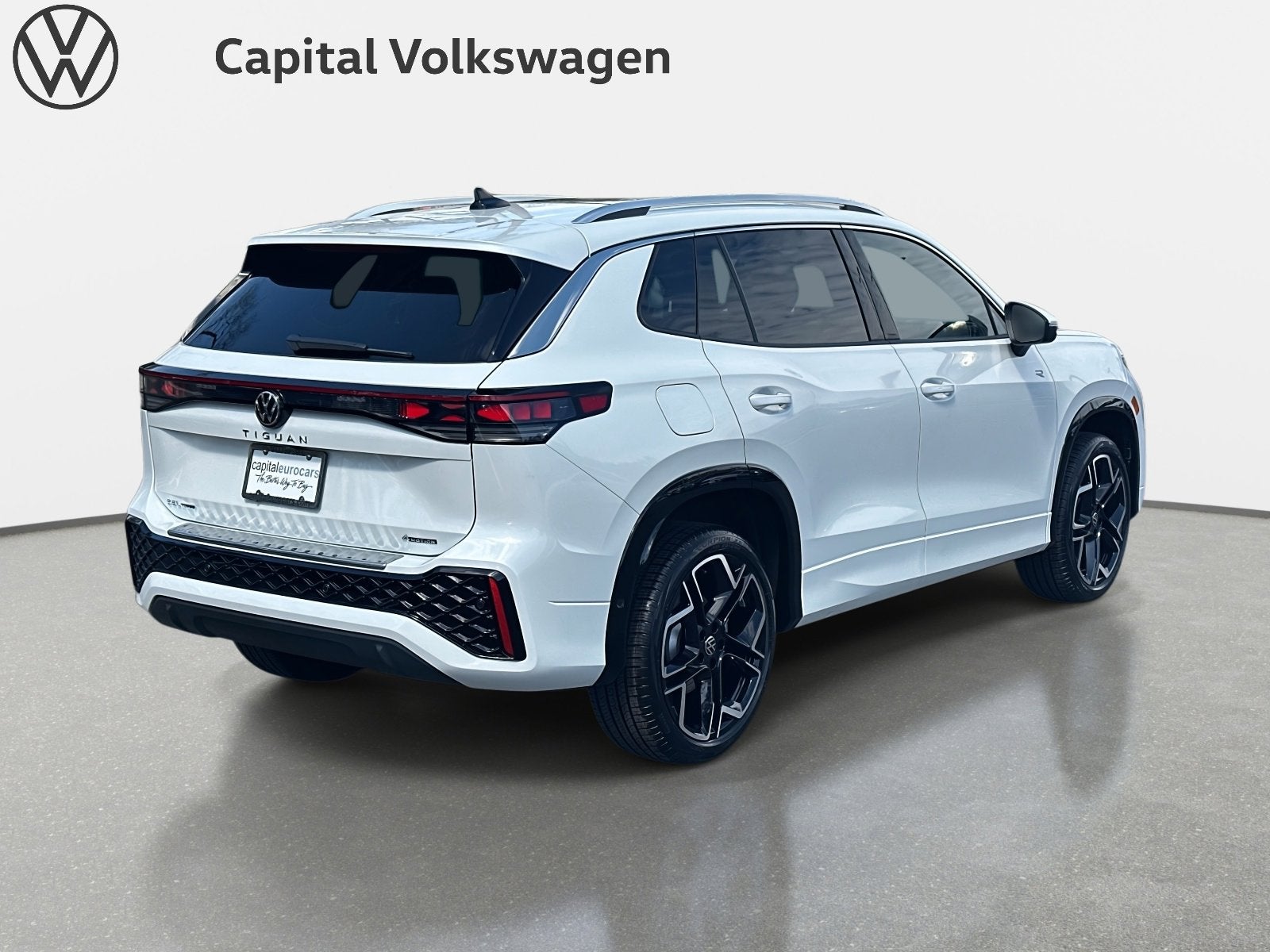 2026 Volkswagen Tiguan SEL R-Line Turbo