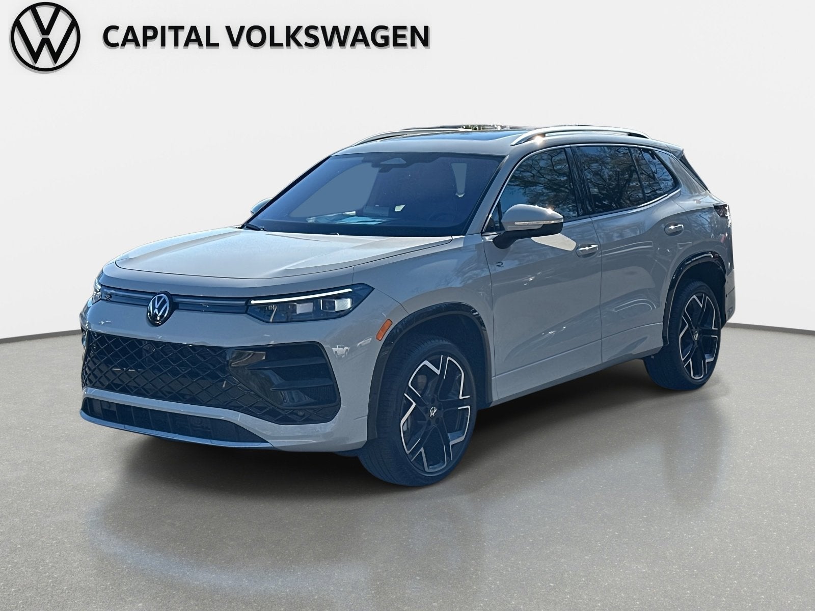 2026 Volkswagen Tiguan SEL R-Line Turbo