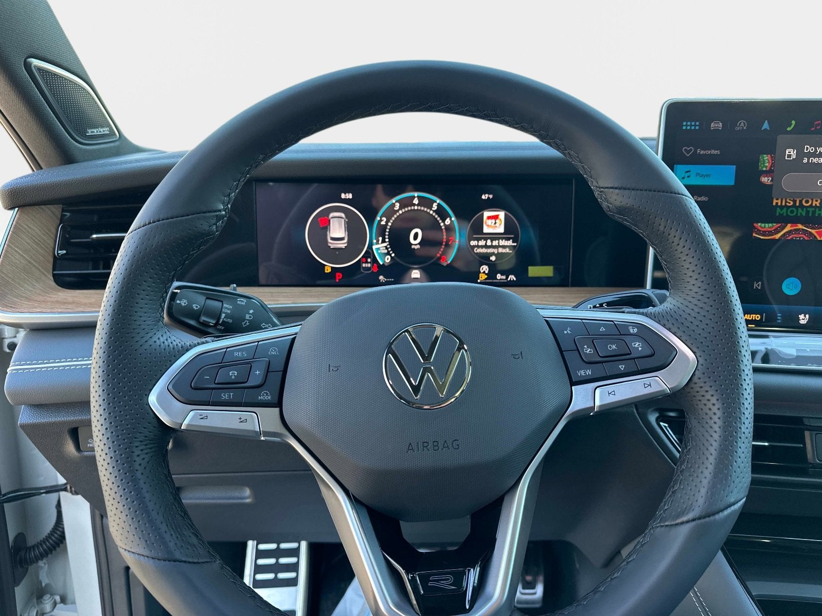 2026 Volkswagen Tiguan SEL R-Line Turbo