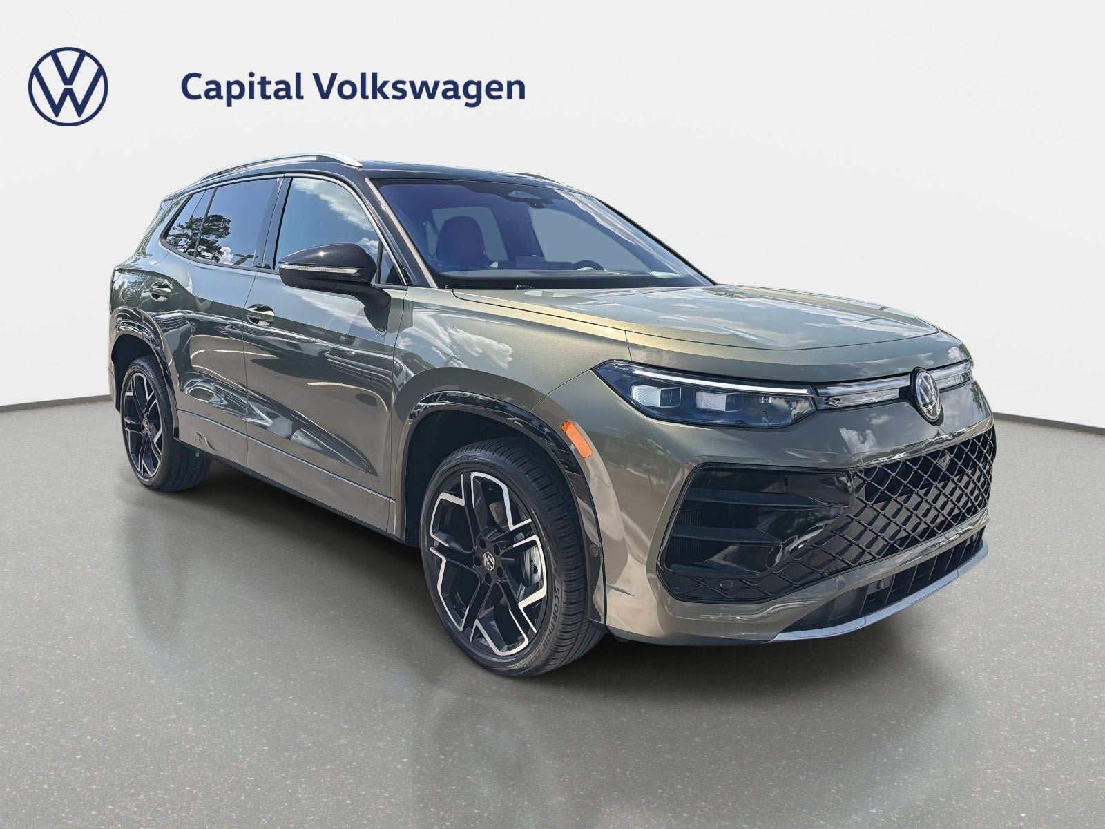 2026 Volkswagen Tiguan SEL R-Line Turbo