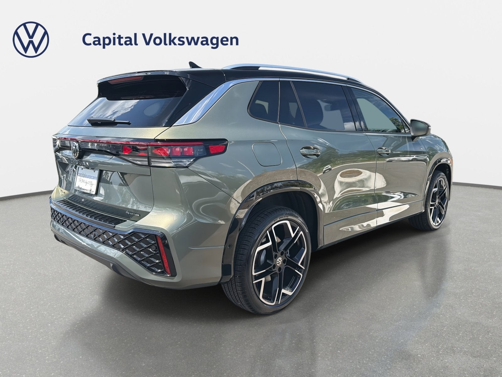 2026 Volkswagen Tiguan SEL R-Line Turbo