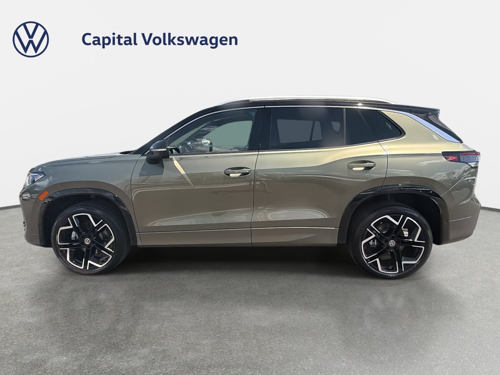 2026 Volkswagen Tiguan SEL R-Line Turbo