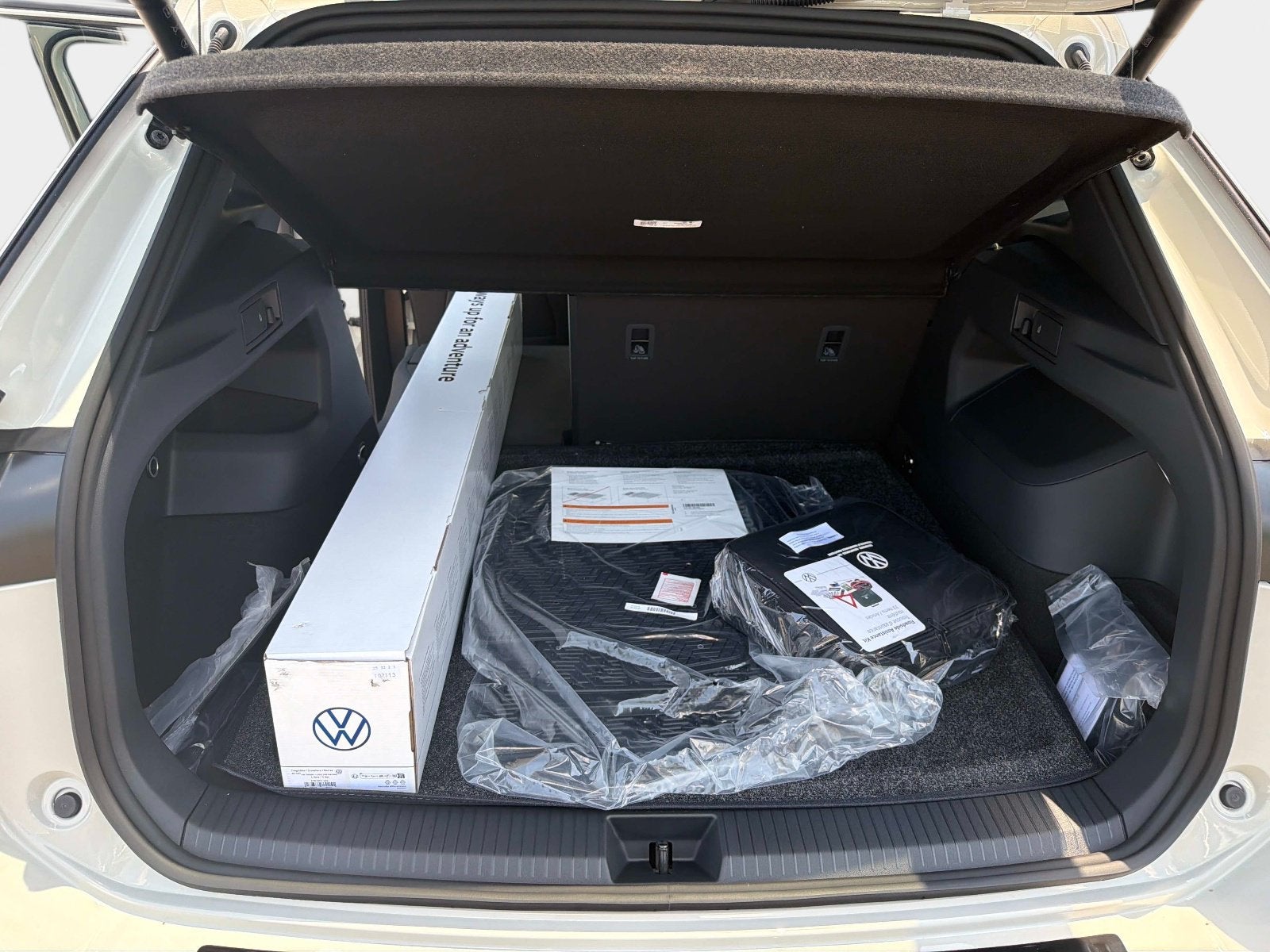 2026 Volkswagen Tiguan SEL R-Line Turbo