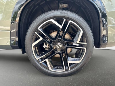 2026 Volkswagen Tiguan SEL R-Line Turbo