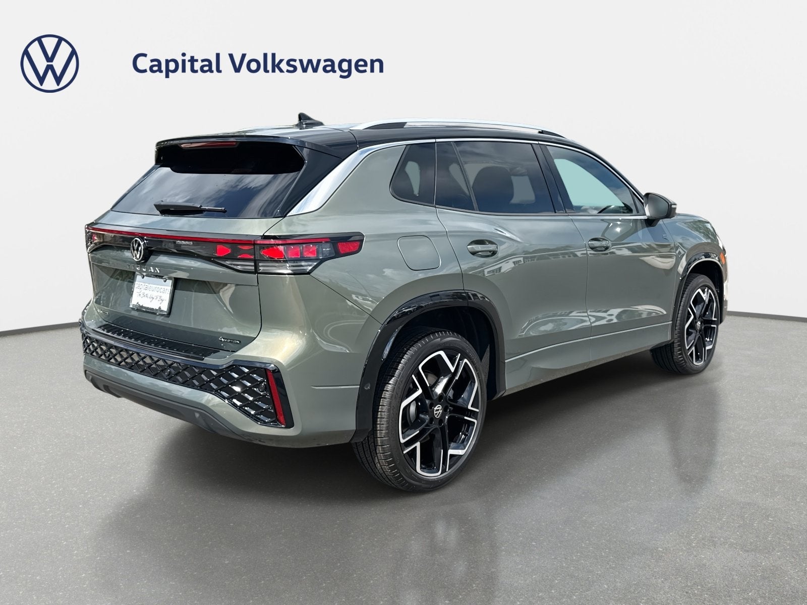 2026 Volkswagen Tiguan SEL R-Line Turbo