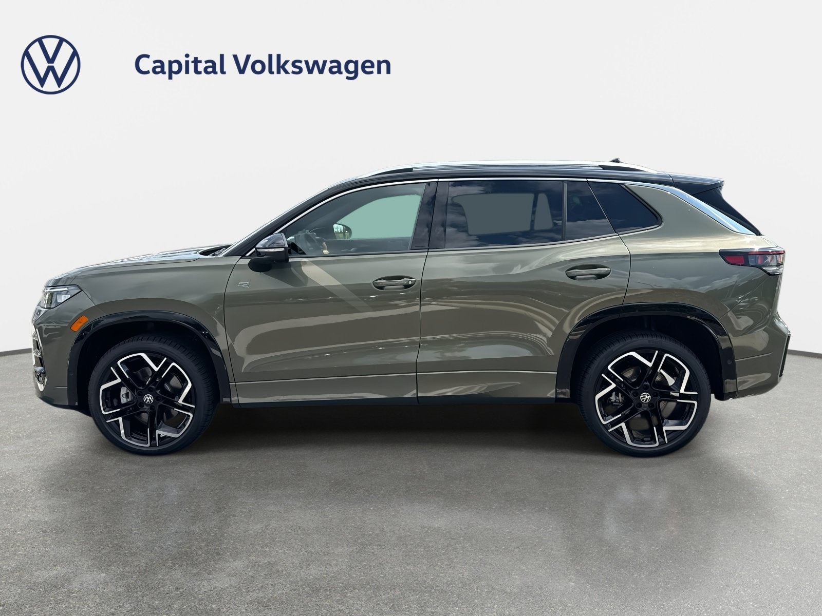 2026 Volkswagen Tiguan SEL R-Line Turbo