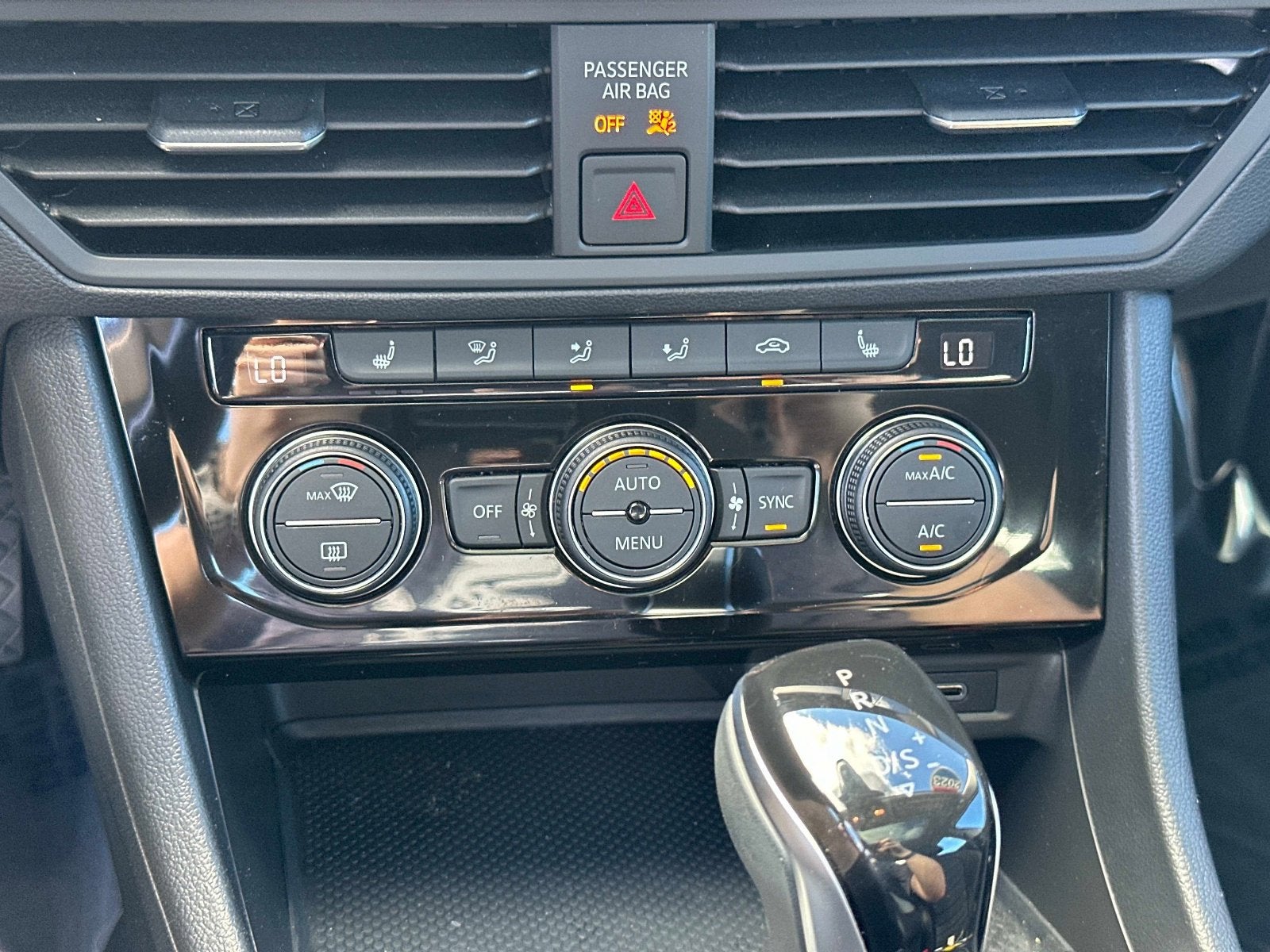 2023 Volkswagen Jetta SE