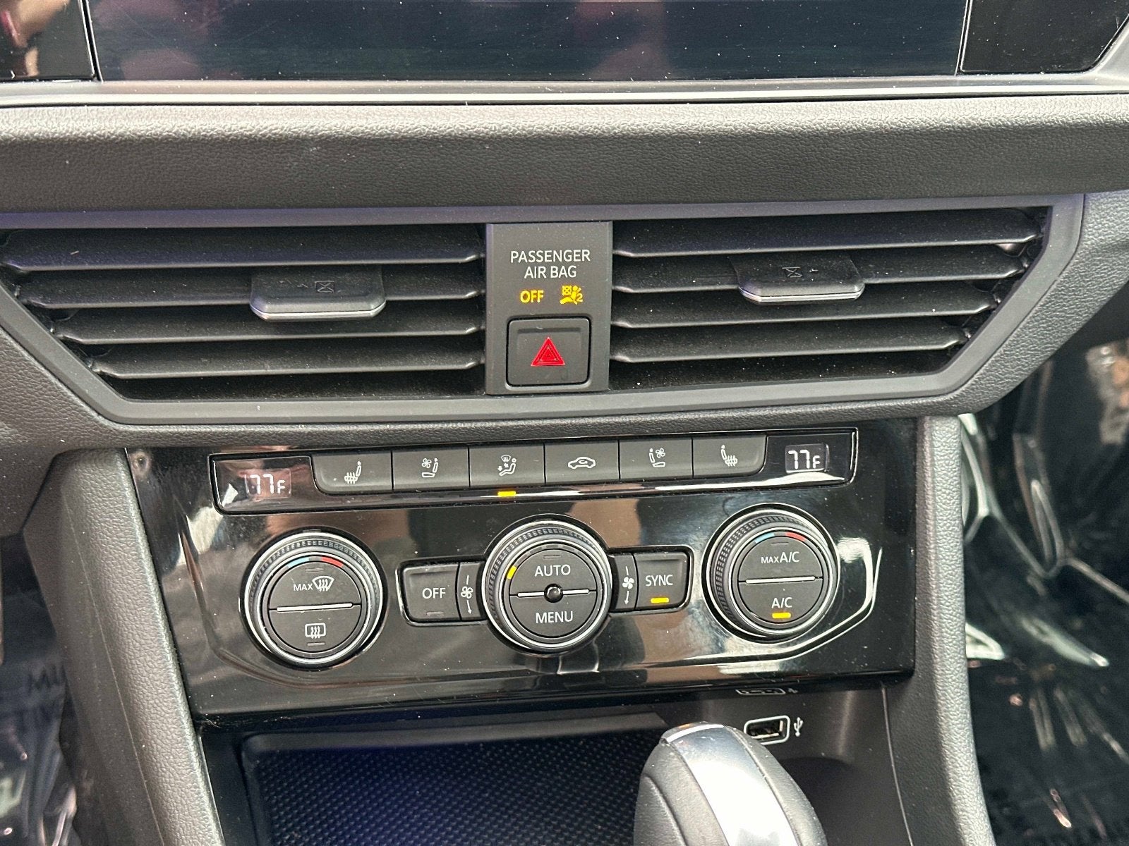 2019 Volkswagen Jetta SEL Premium