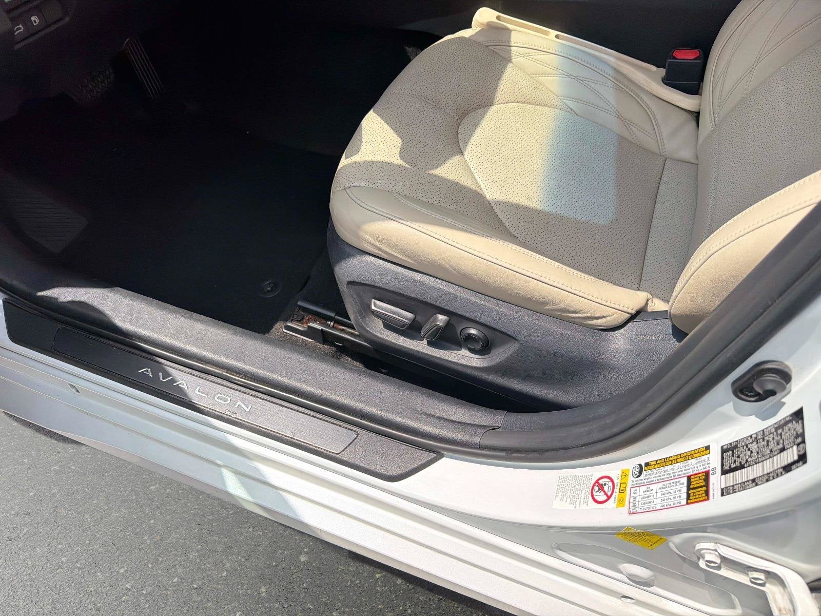 2019 Toyota Avalon Limited