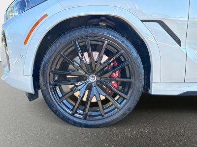 2023 BMW X6 M50i