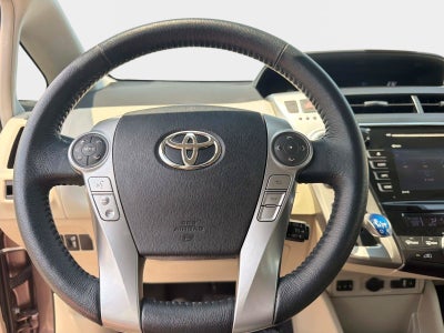 2017 Toyota Prius v Four