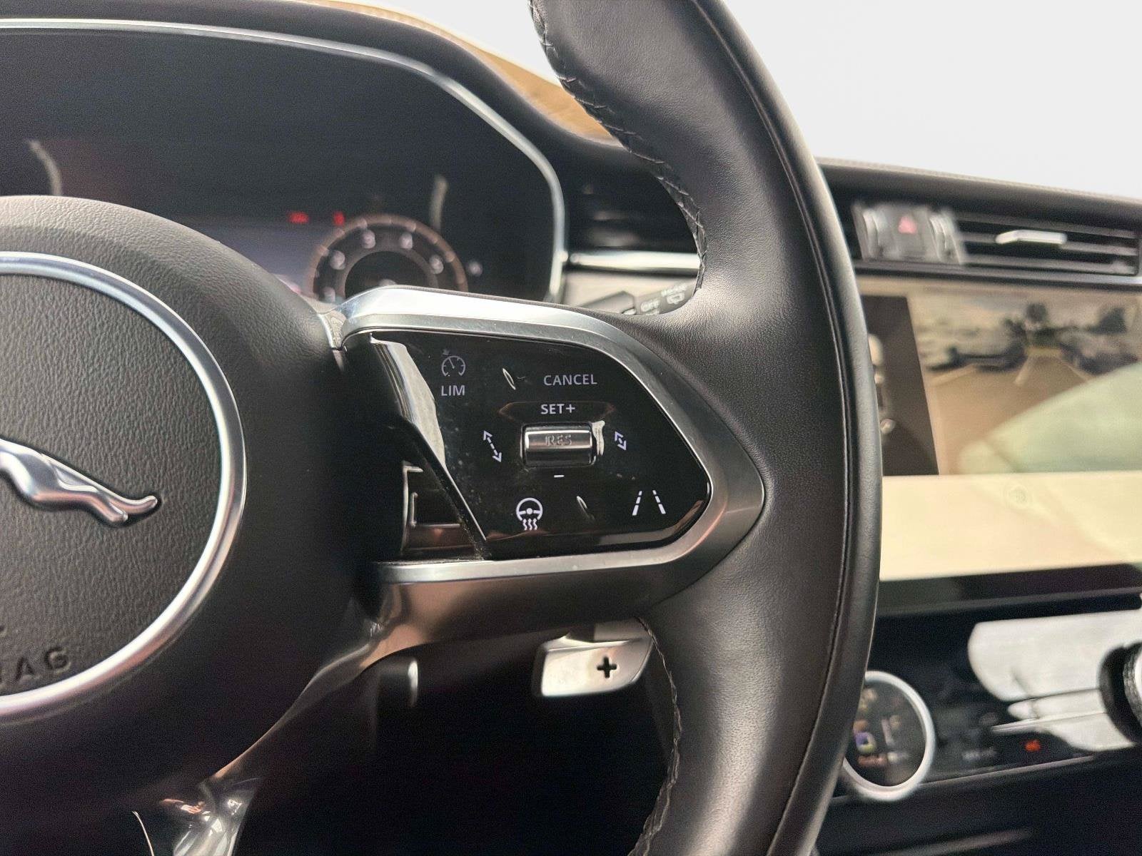 2024 Jaguar F-PACE R-Dynamic S