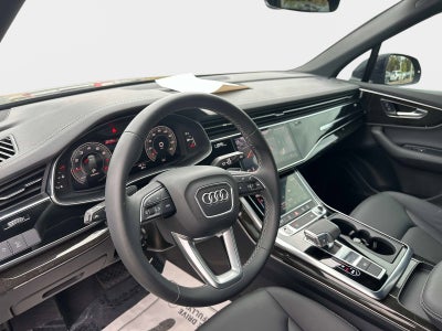 2025 Audi Q7 Premium