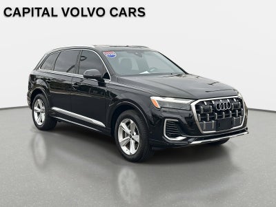 2025 Audi Q7 Premium