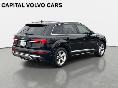 2025 Audi Q7 Premium