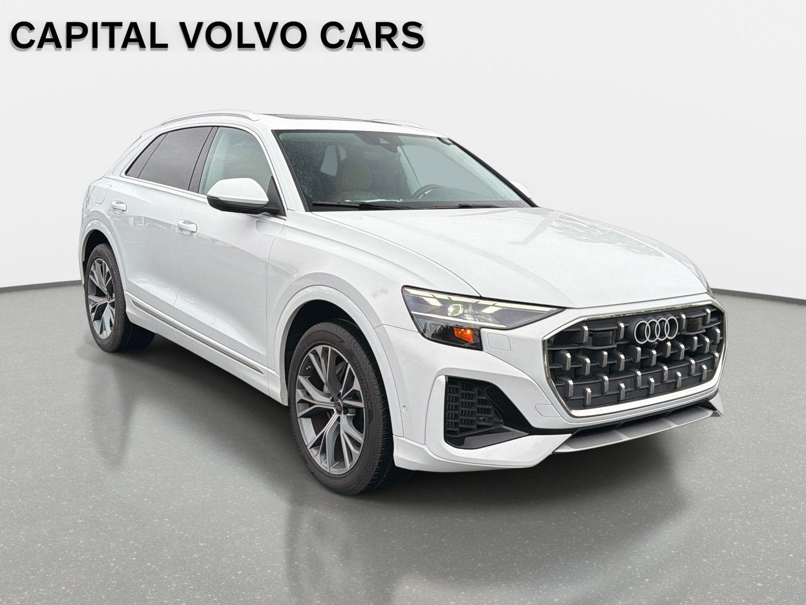 2025 Audi Q8 Premium Plus