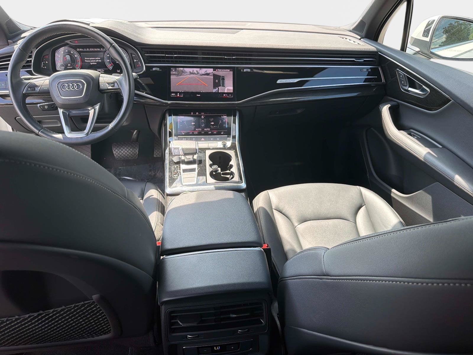 2025 Audi Q7 Premium Plus
