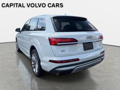 2025 Audi Q7 Premium Plus
