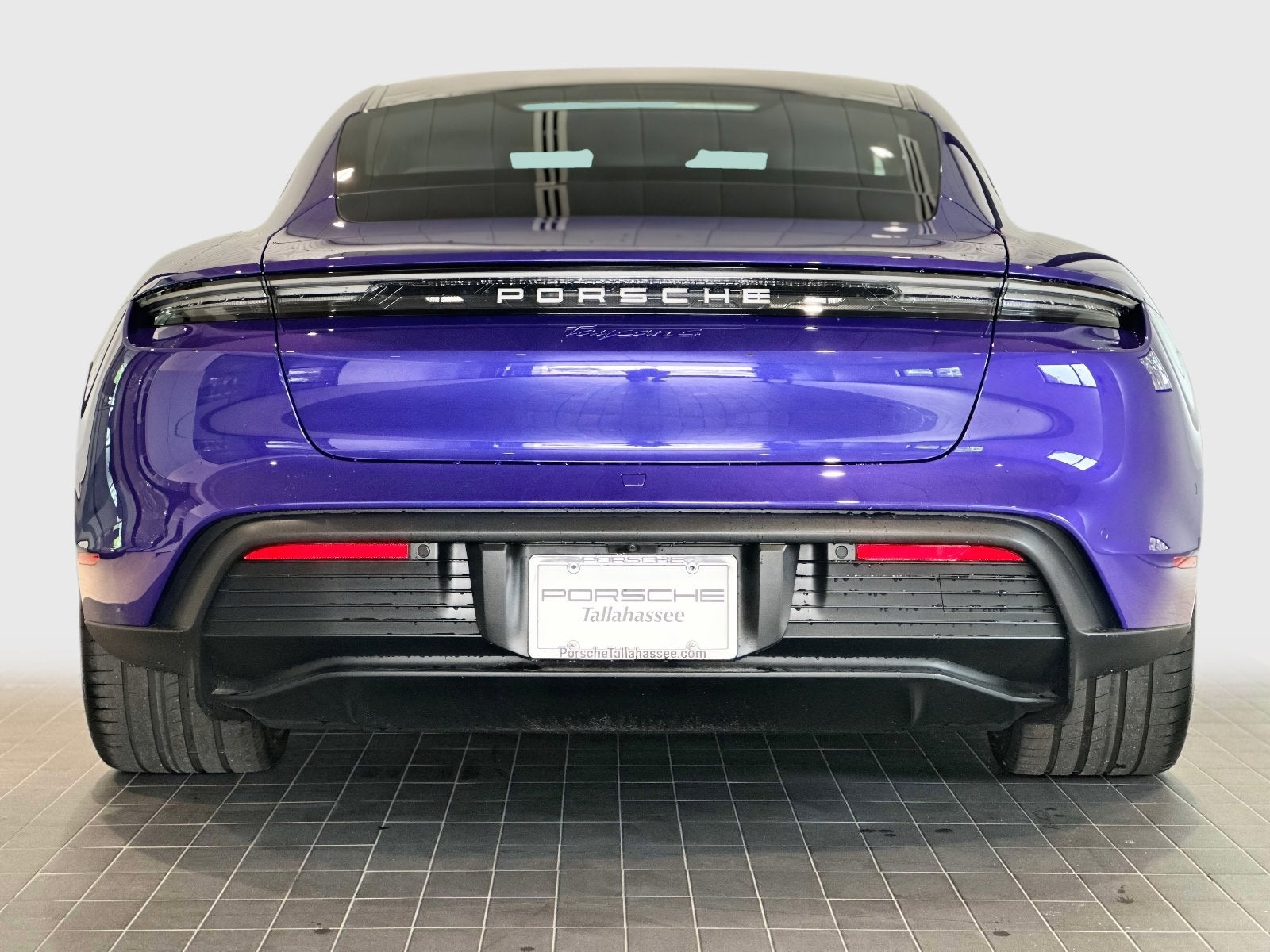 2025 Porsche Taycan 4