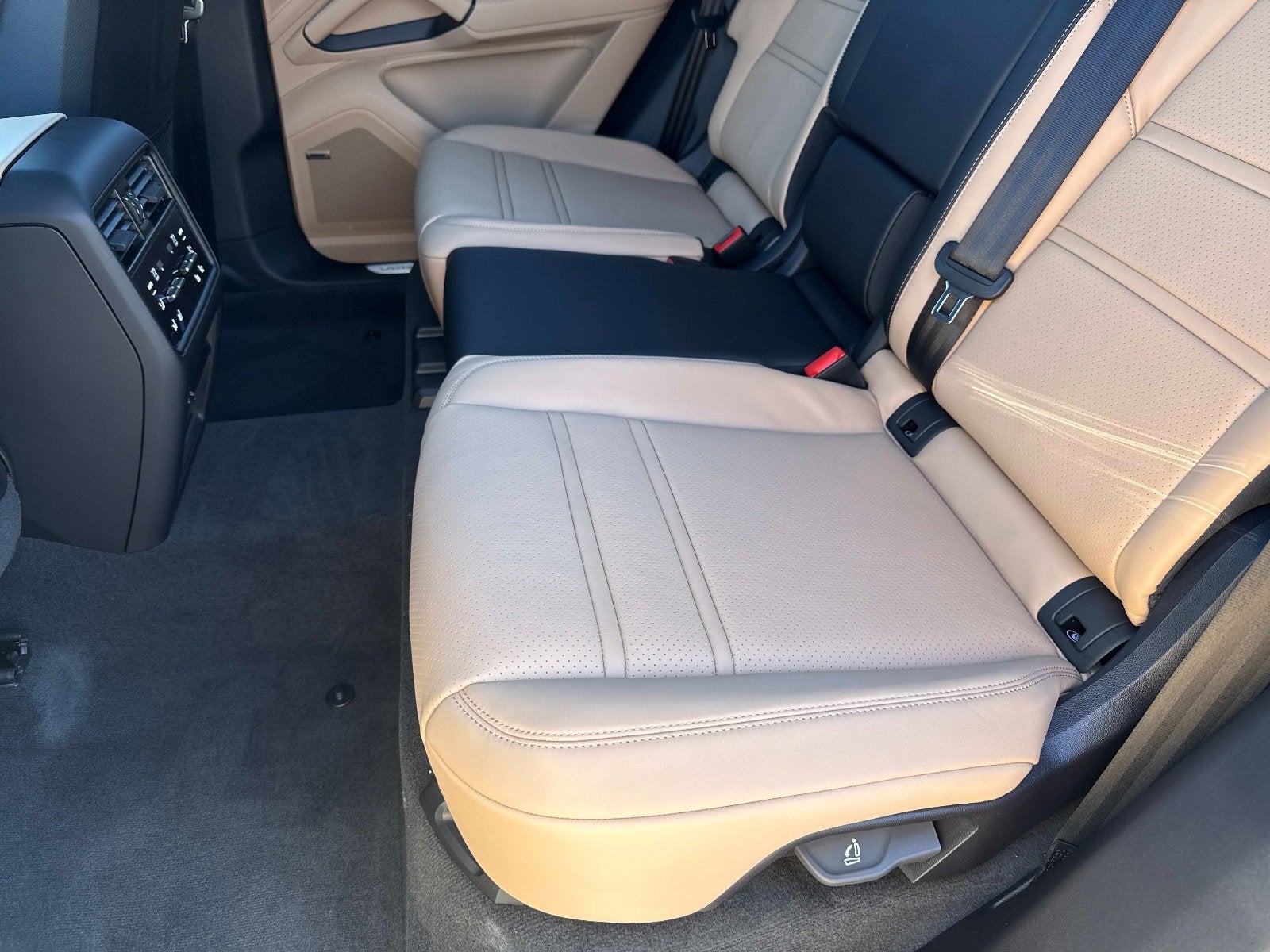 2026 Porsche Cayenne E-Hybrid