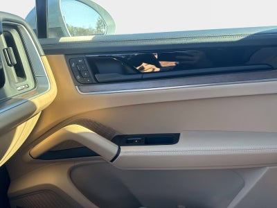 2026 Porsche Cayenne E-Hybrid