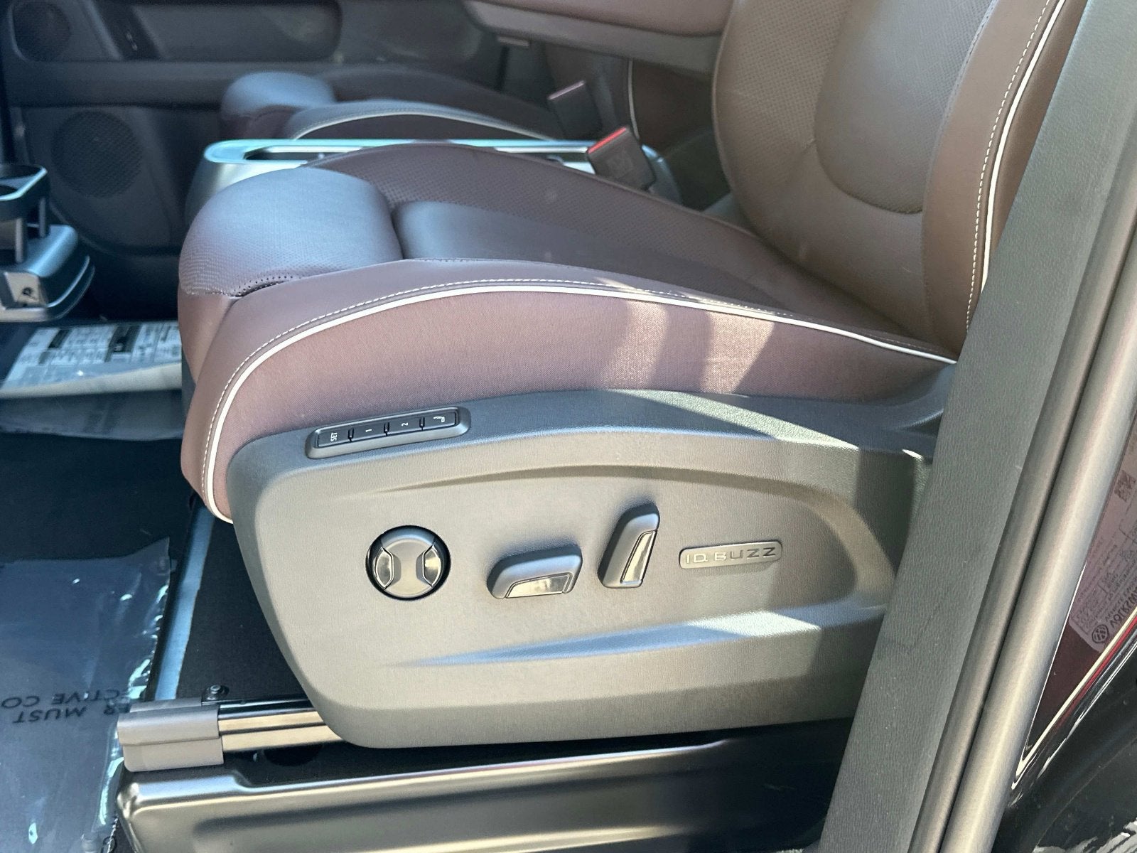 2025 Volkswagen ID. Buzz Pro S