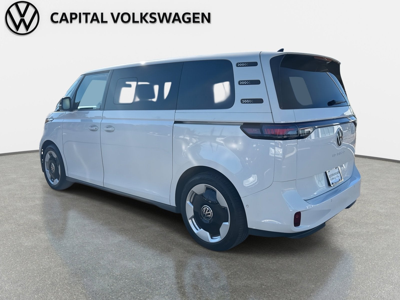 2025 Volkswagen ID. Buzz Pro S