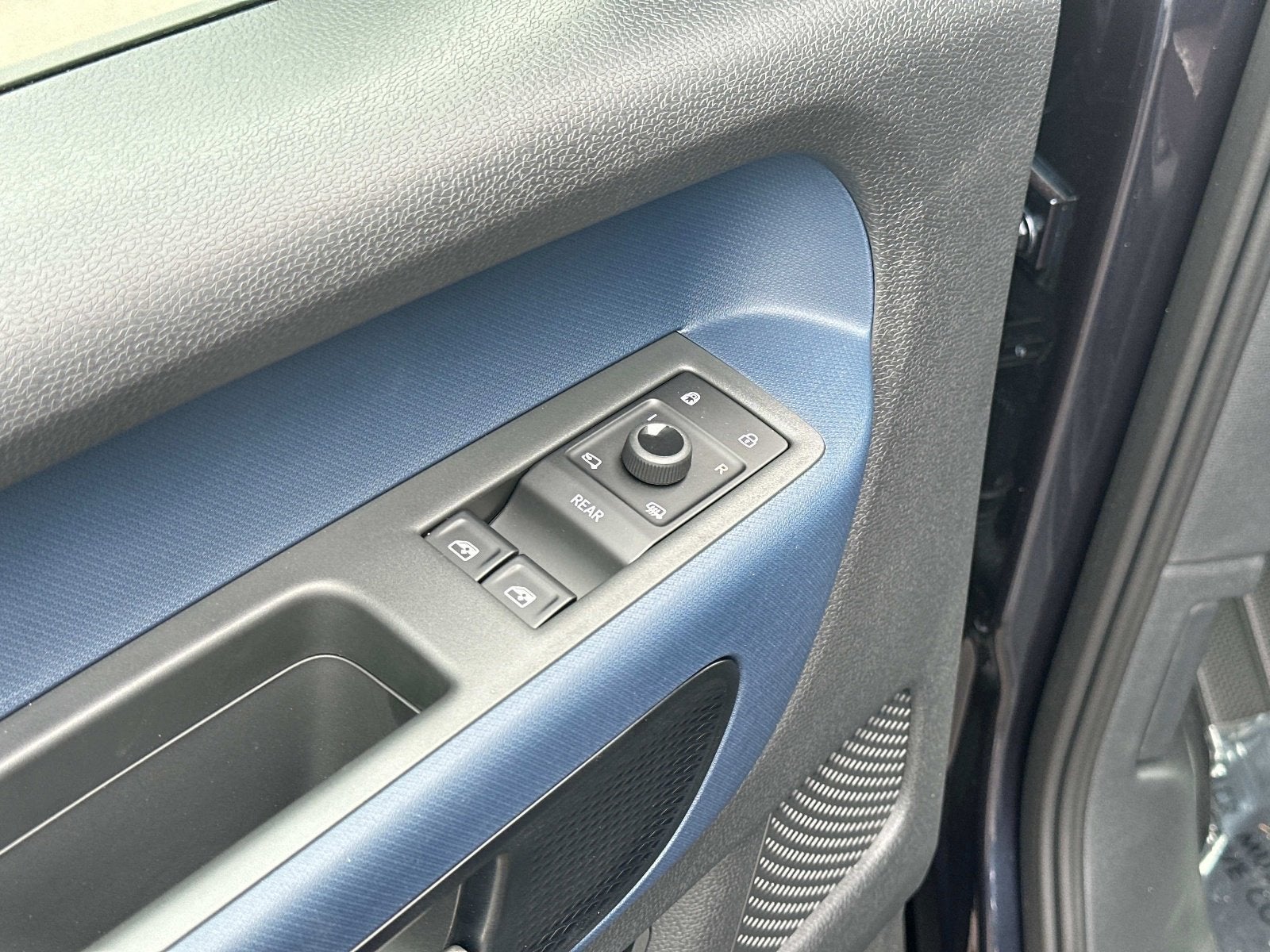 2025 Volkswagen ID. Buzz Pro S Plus