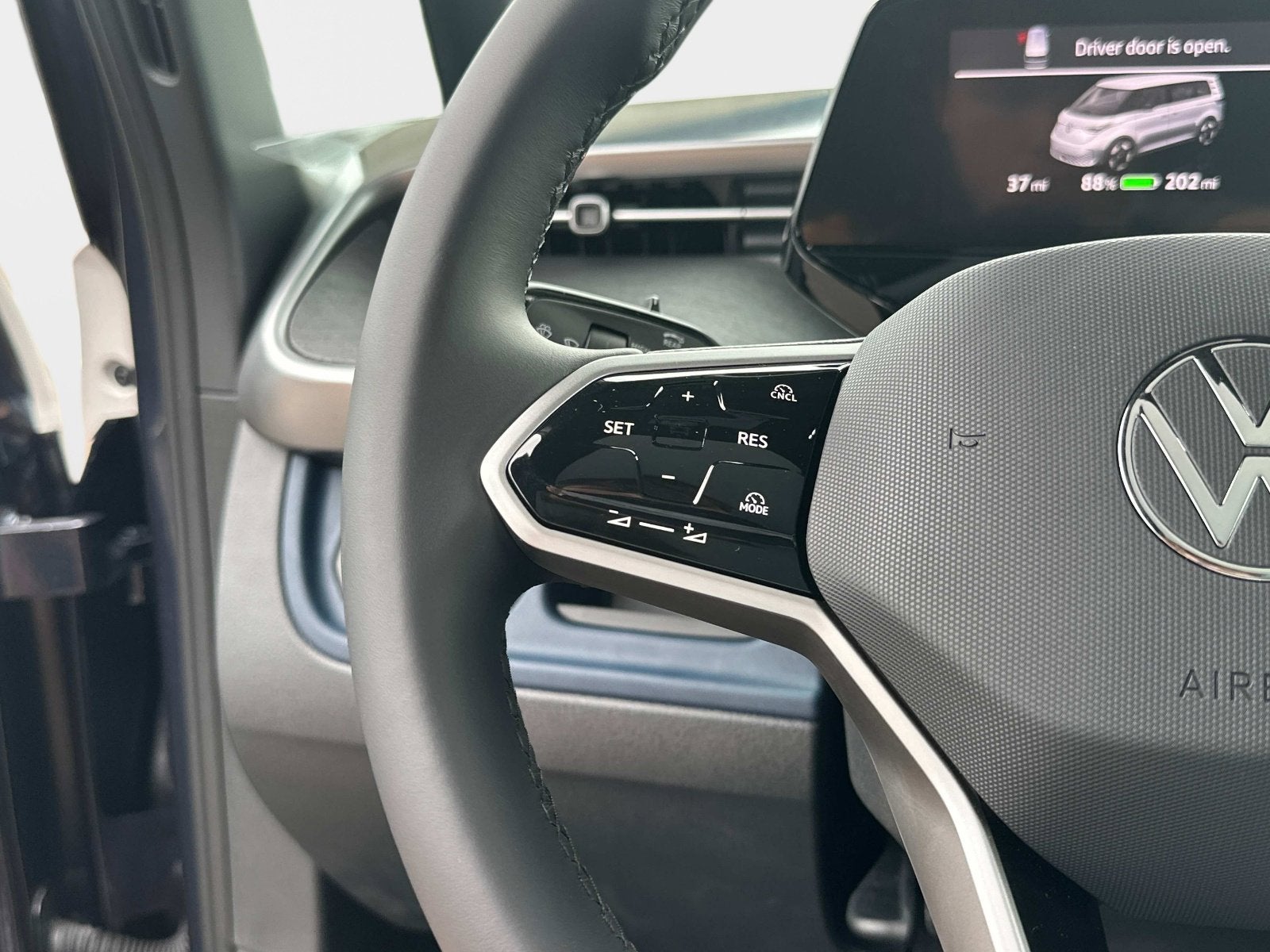 2025 Volkswagen ID. Buzz Pro S Plus