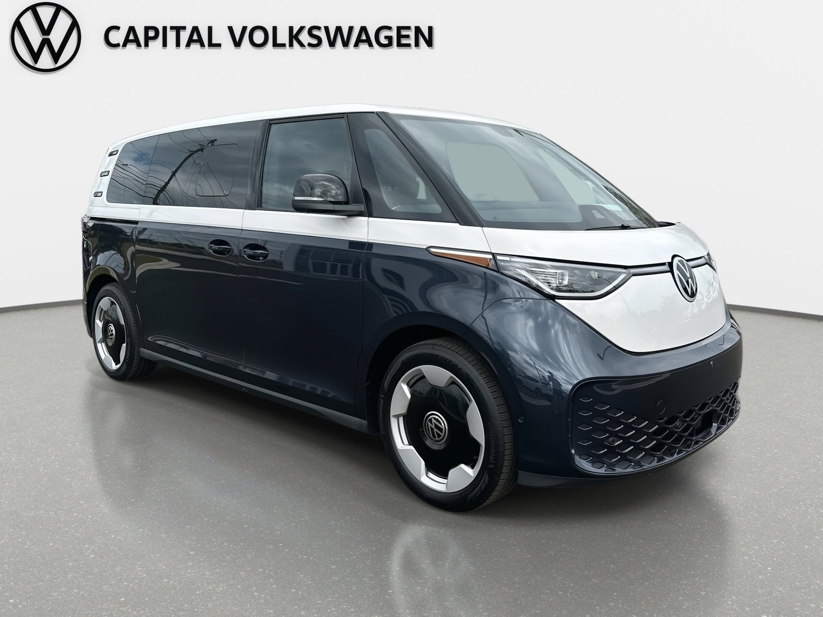 2025 Volkswagen ID. Buzz Pro S Plus