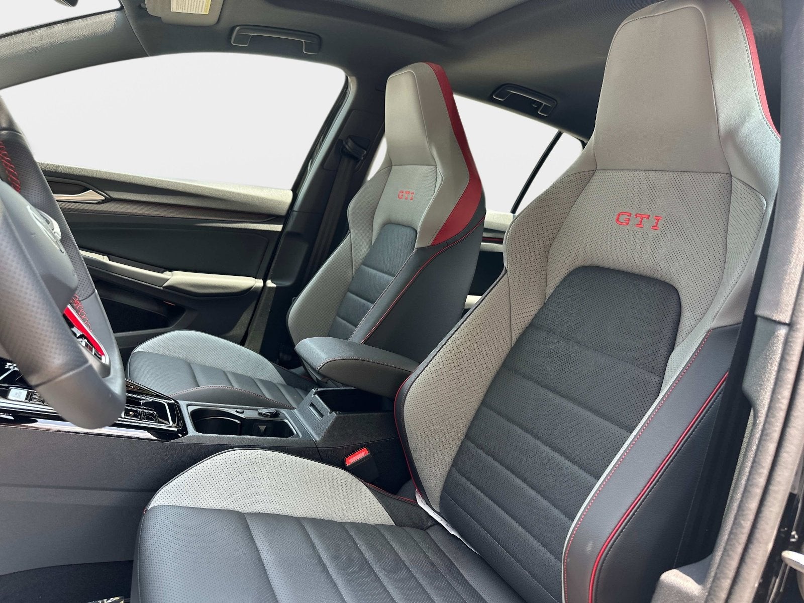 2025 Volkswagen Golf GTI Autobahn