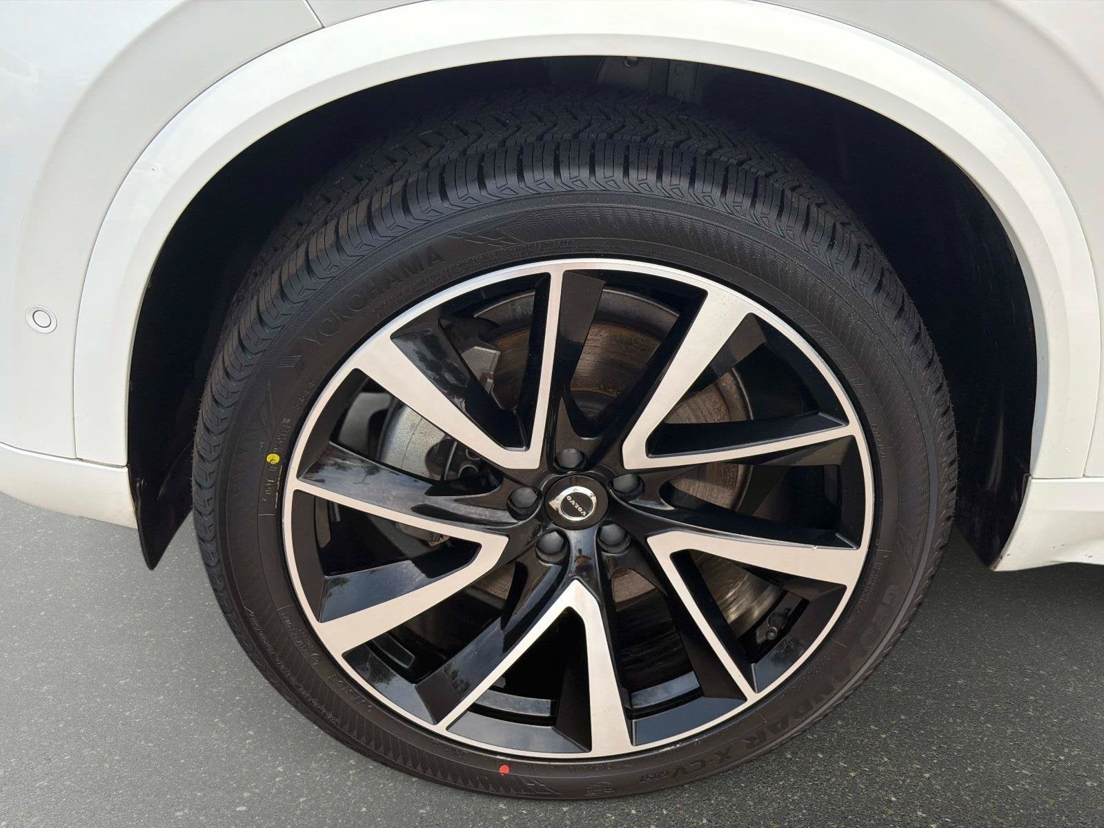 2023 Volvo XC90 Plus
