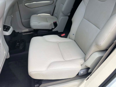 2023 Volvo XC90 Plus
