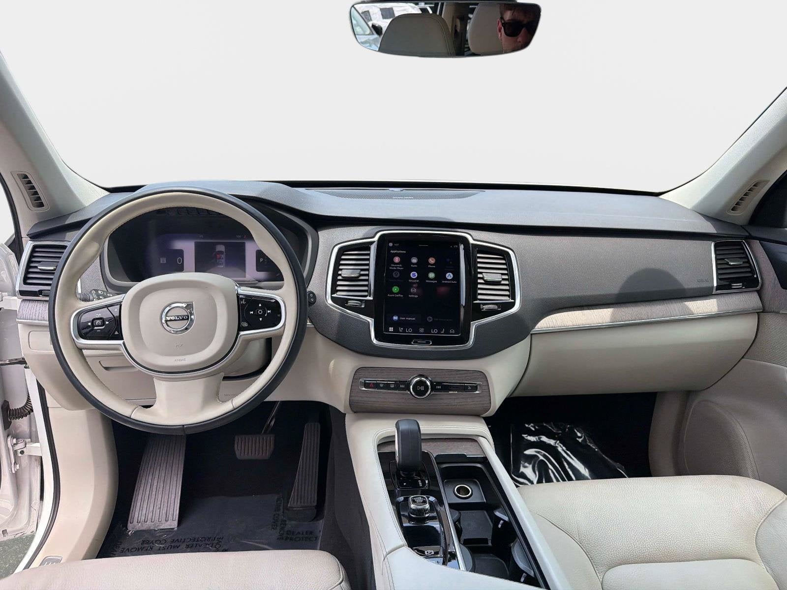 2023 Volvo XC90 Plus