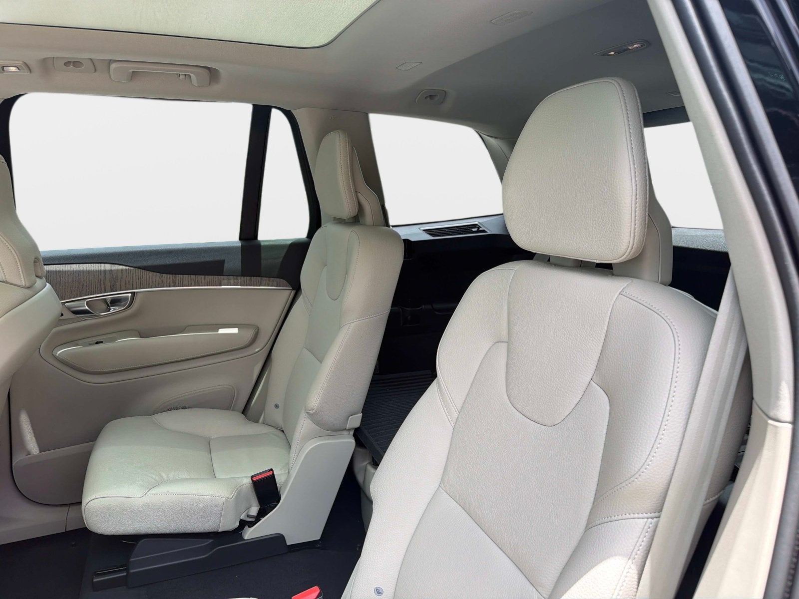 2025 Volvo XC90 Plus
