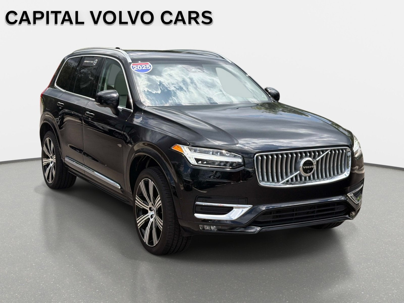 2025 Volvo XC90 Plus