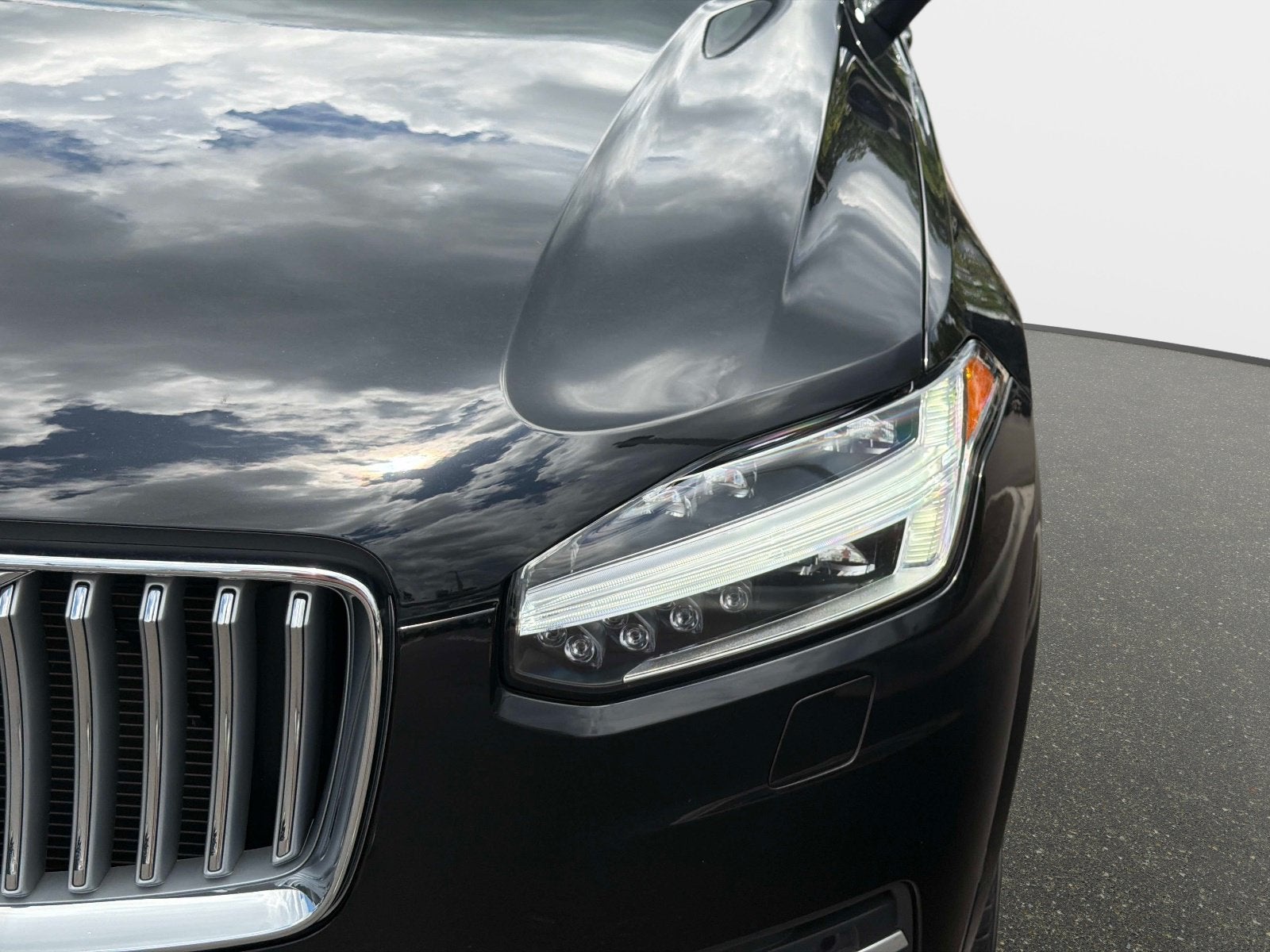 2025 Volvo XC90 Plus