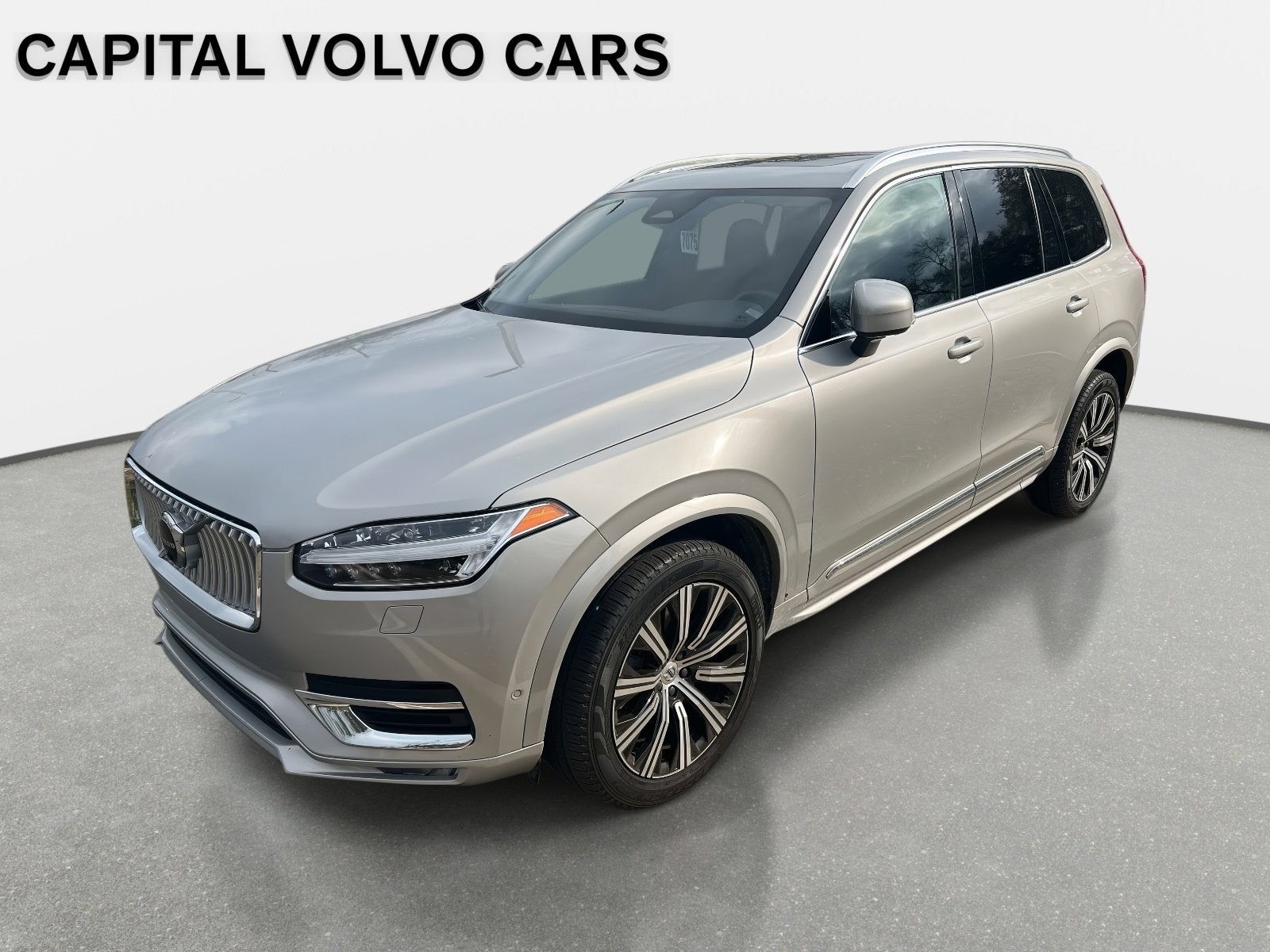 2024 Volvo XC90 Plus Bright Theme