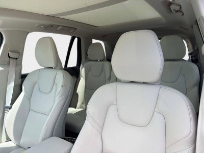 2025 Volvo XC90 Core