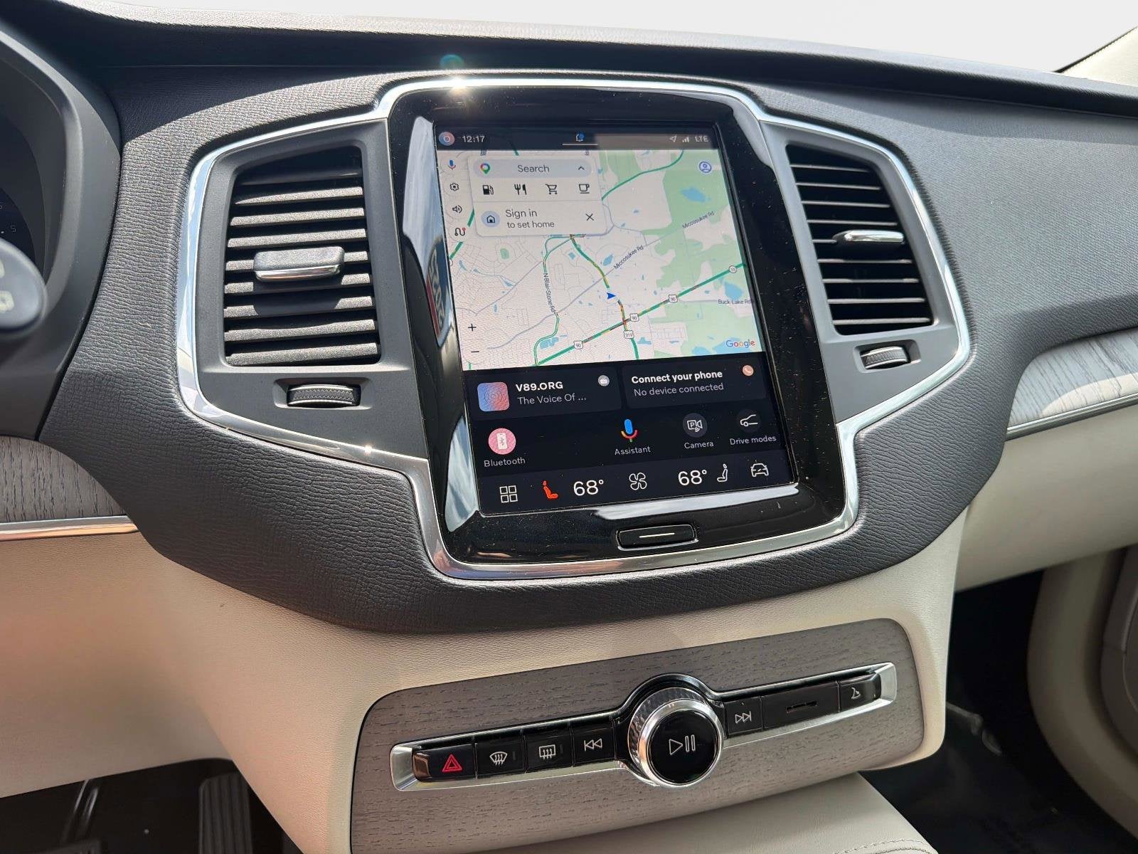 2025 Volvo XC90 Core