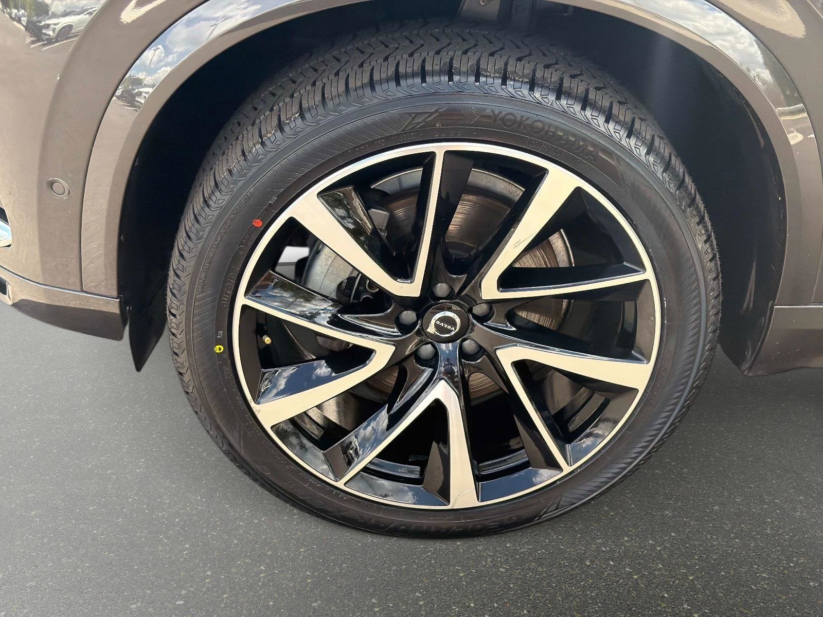 2023 Volvo XC90 Plus