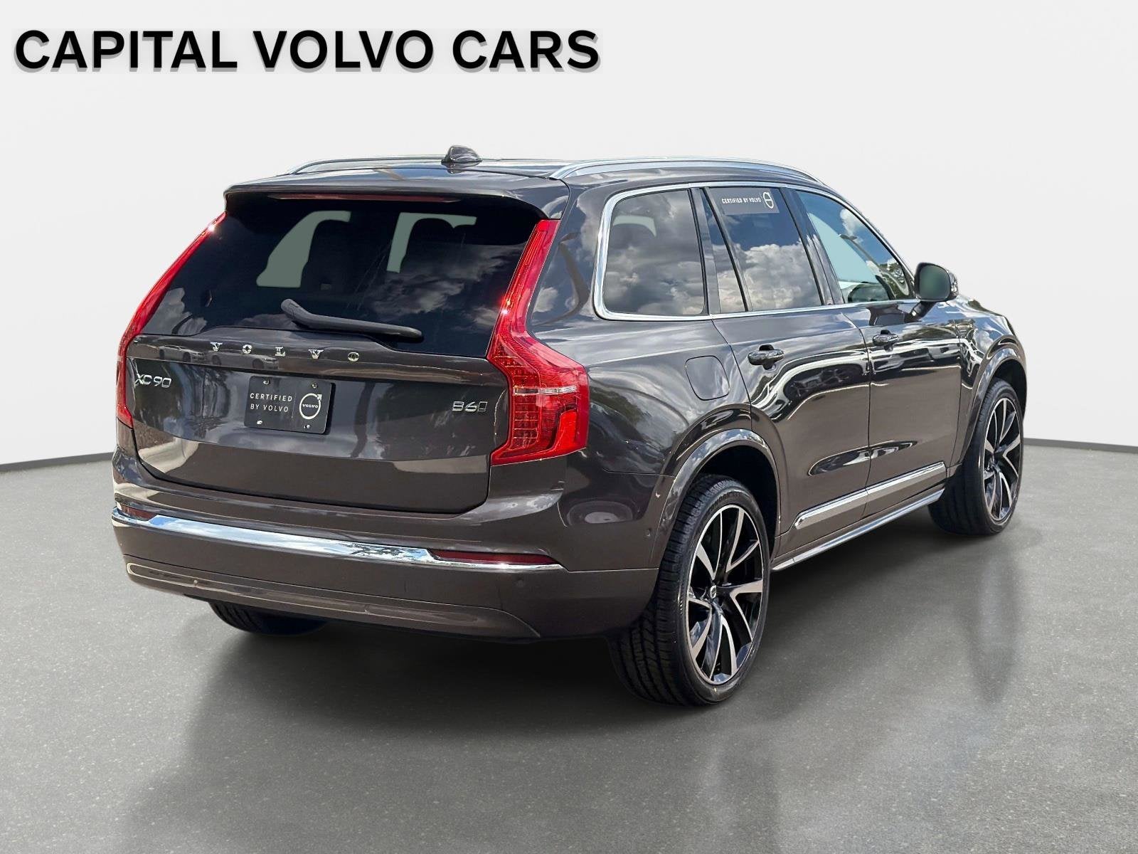 2023 Volvo XC90 Plus