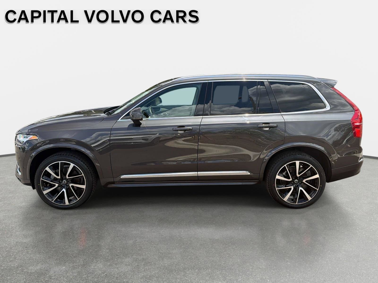 2023 Volvo XC90 Plus