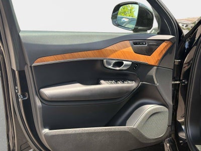 2023 Volvo XC90 Plus