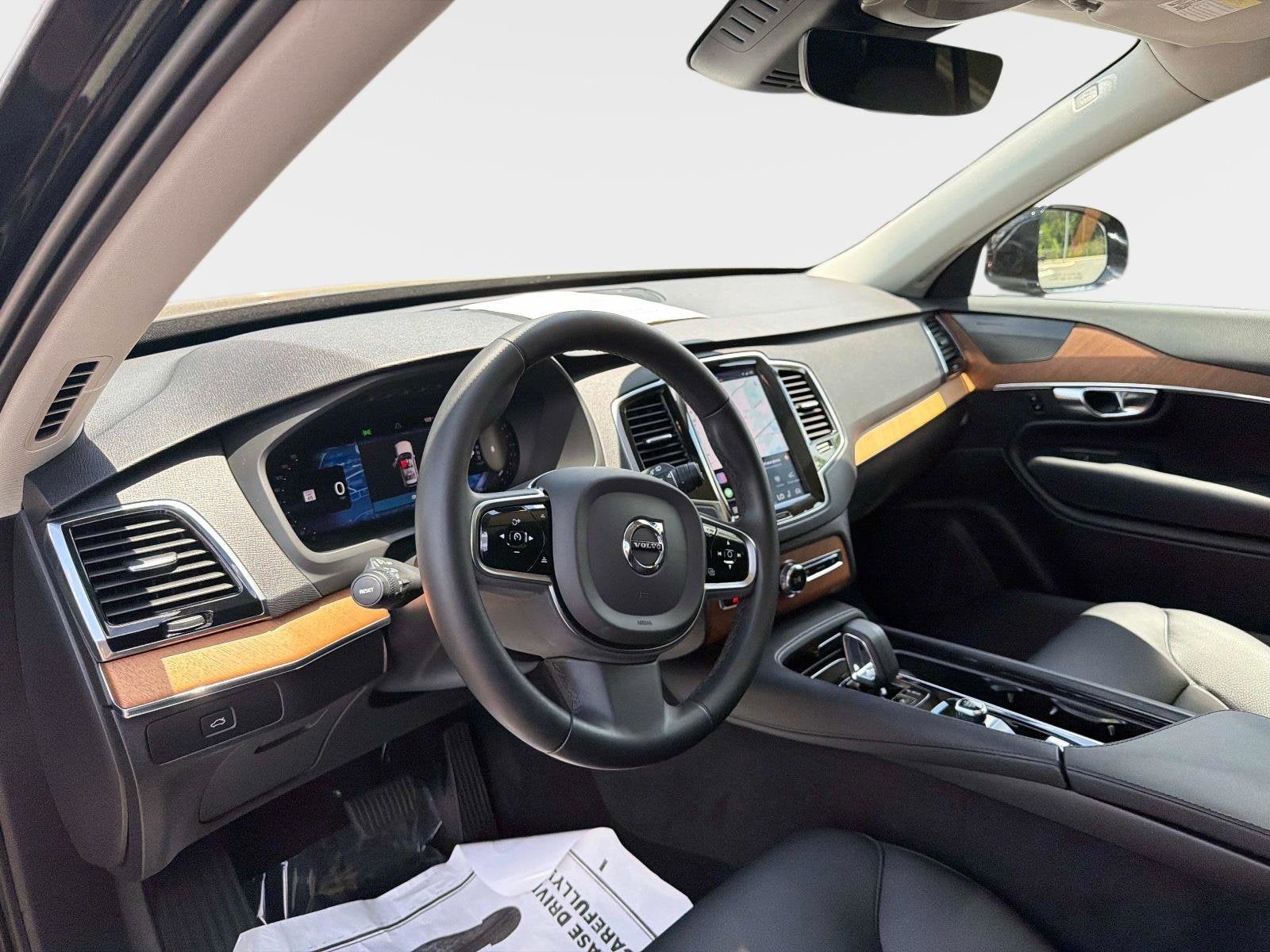 2023 Volvo XC90 Plus